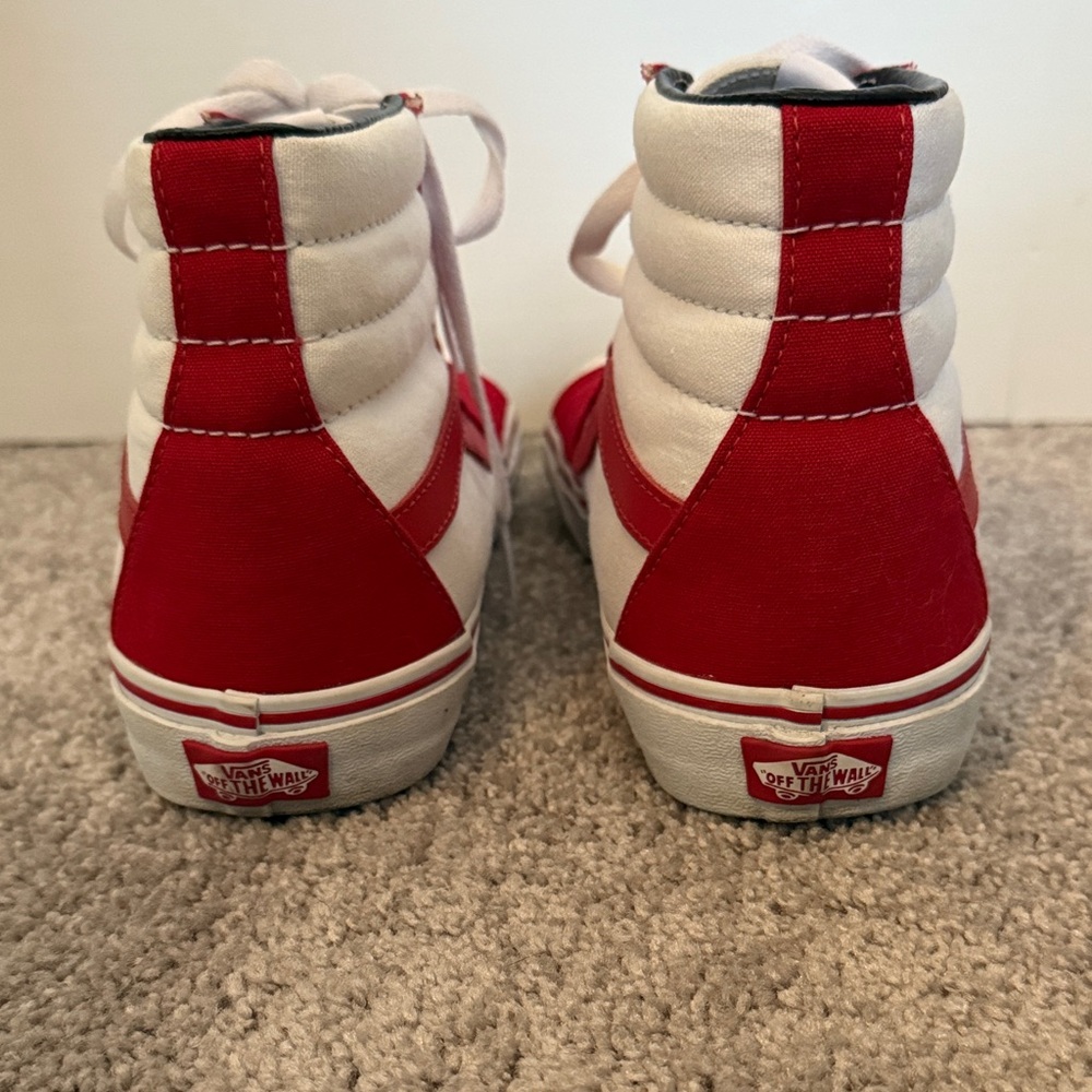 Vans Canvas Red and White High-Top Sneakers Unisex Mens 9W or Women’s 10.5W - Picture 4 of 7